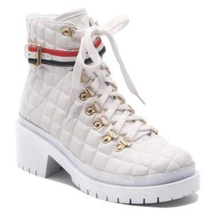 NIB Cape Robbin Willow white quilted vegan leather workboot size 9 NWT